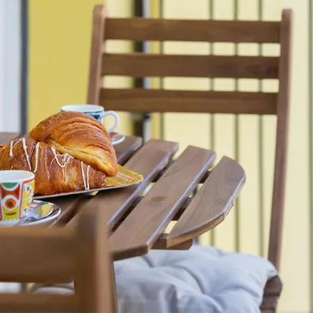 5 Min Dal Mare Centro Wi-fi & Balcone Apartment *